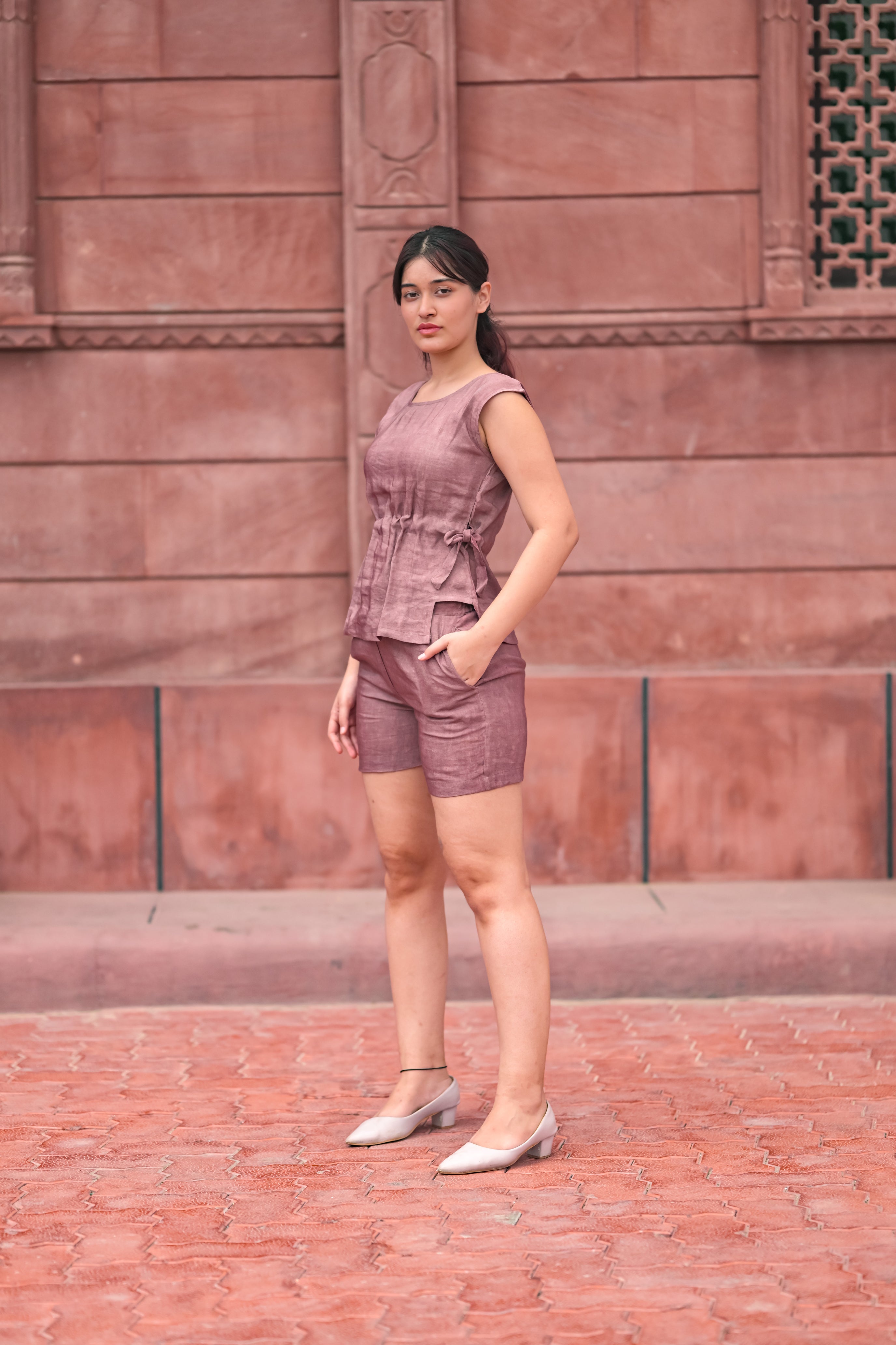 Sleeveless Linen Ensemble with Self-Tie Detail and shorts set