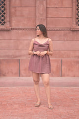 Tiered Linen Set with Bow Detail