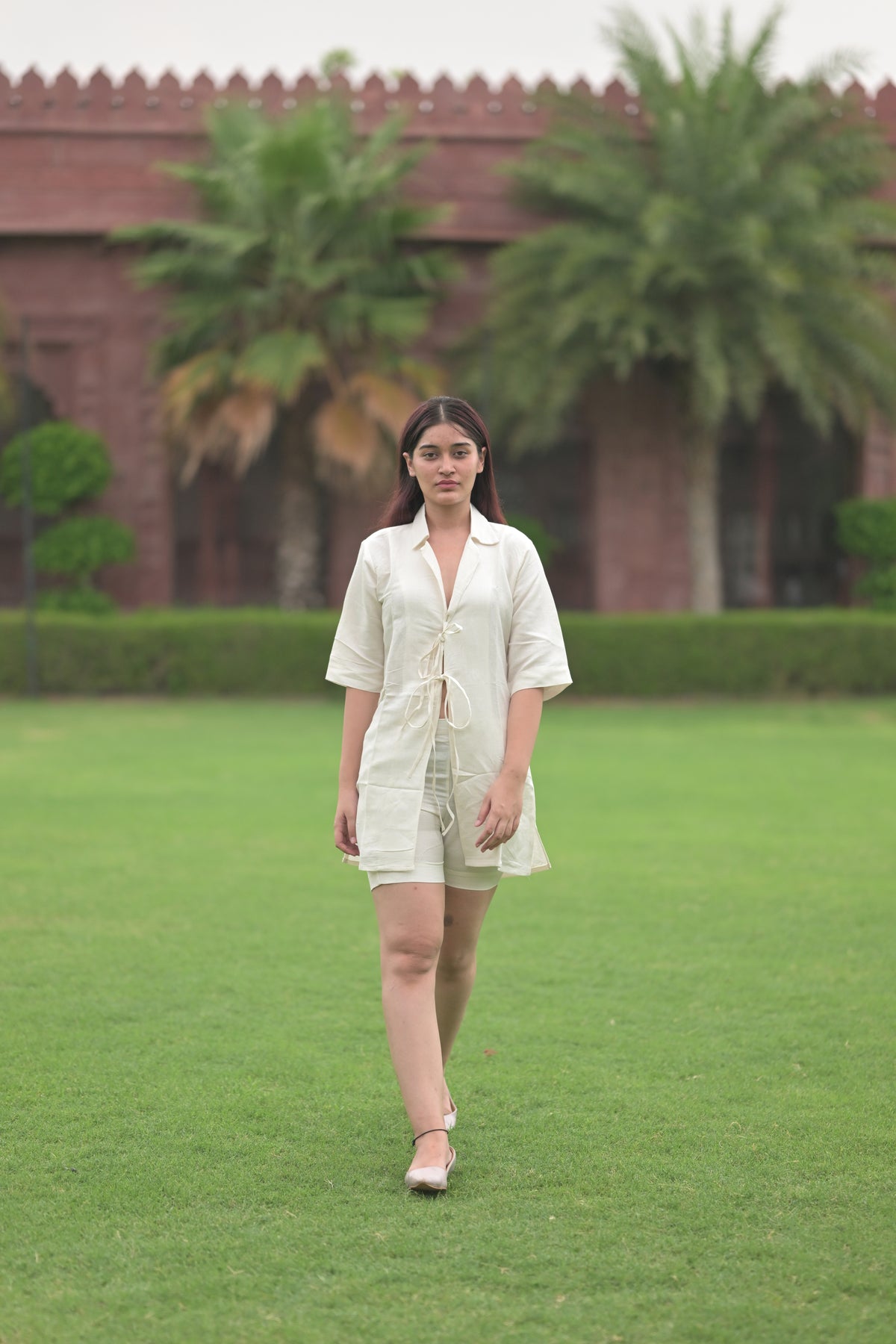 Tie-waist linen long shirt with shorts set