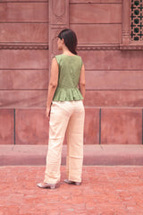 Asymmetric Buttoned Knit Vest / Pleated Wide-Leg Set Cuffed Hem Trousers